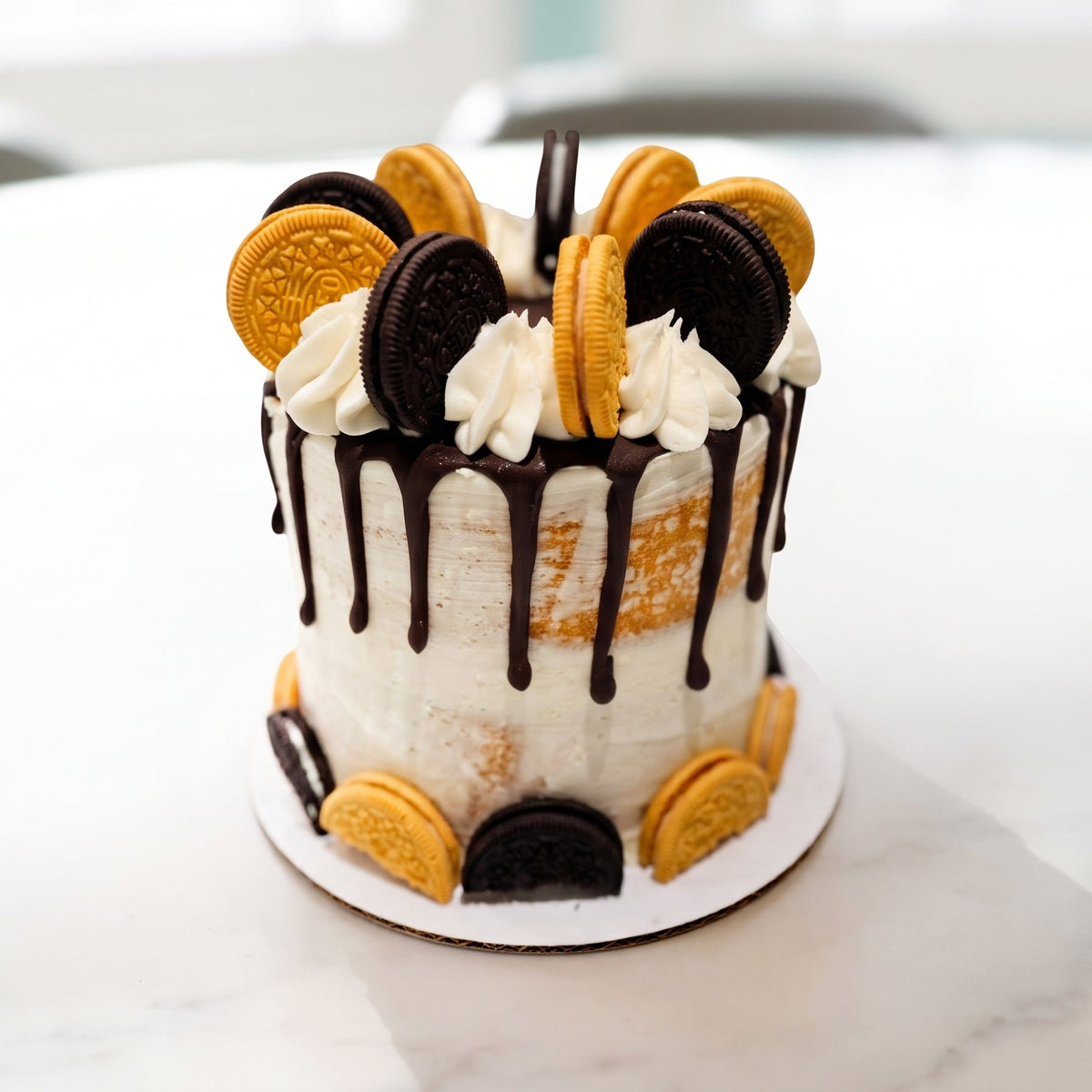 Black & White Oreo Mini Cake
